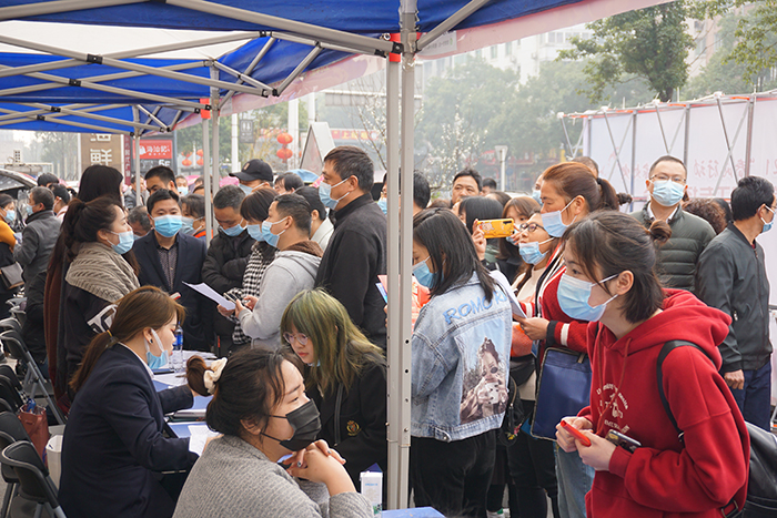 证券从业资格预约考试报名入口_2024年人力资源从业资格证报名_2014年银行从业资格报名时间