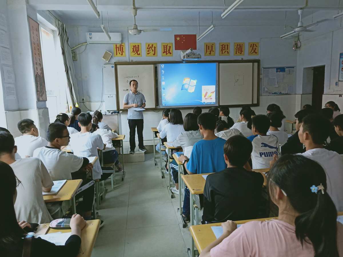 初一新生的欢迎词_初一新生入学欢迎词_欢迎初一新生致辞