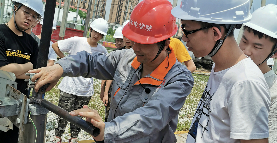 江苏省中小学教师培训_江苏省教师培训中心_江苏省教师培训中心是什么单位