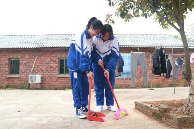 广东教育网服务平台官网_广东教育网服务热线电话_广东教育服务网