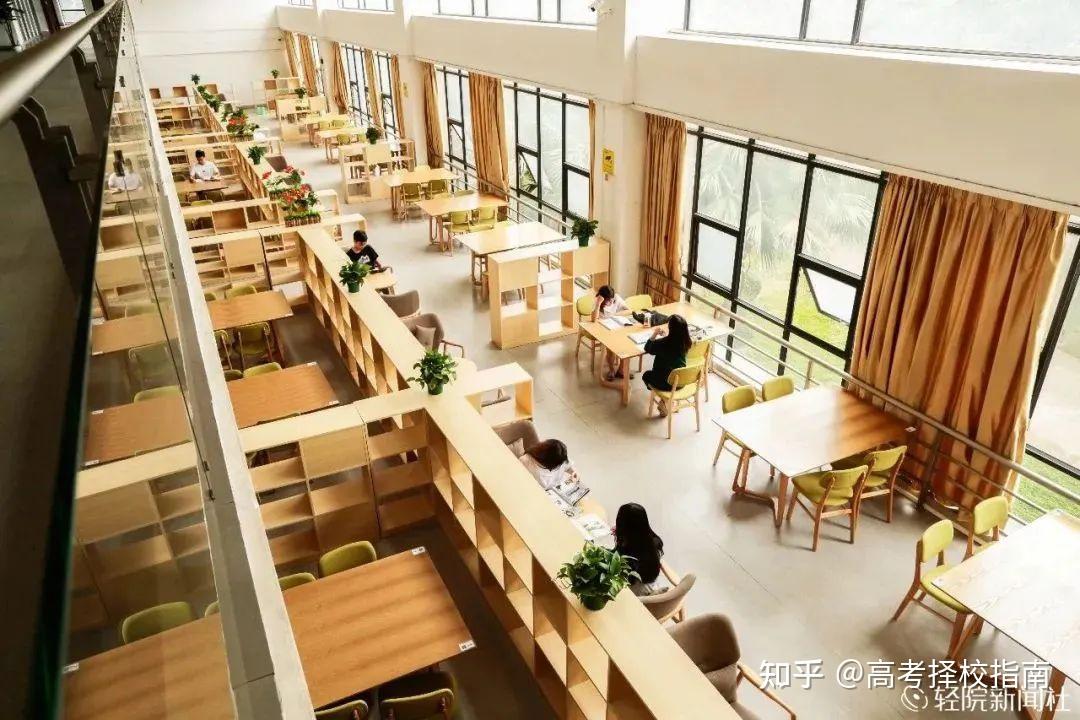 2023年廊坊华航航空学校录取分数线_廊坊市华航航空学校分数线_廊坊华航航空学校2020招生