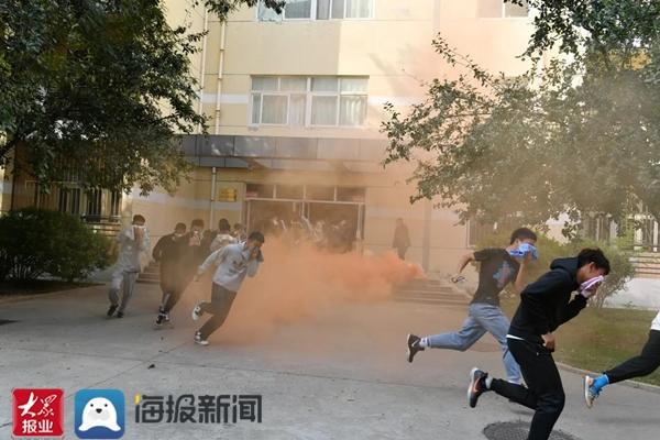 大余新城中学现任校长_大余新城中学_大余新城中学高中部怎样