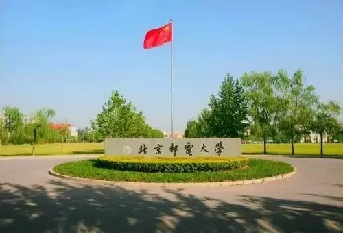 考艺考大学生可以当老师吗_大学生可不可以去艺考_艺考生可以考什么大学