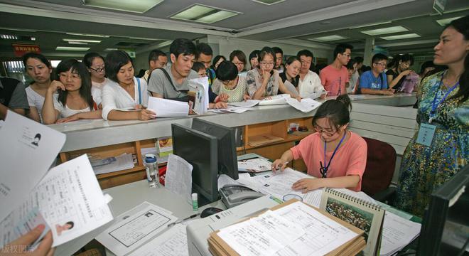 公务员考试真题_公务员真题考试试卷_公务员真题试卷