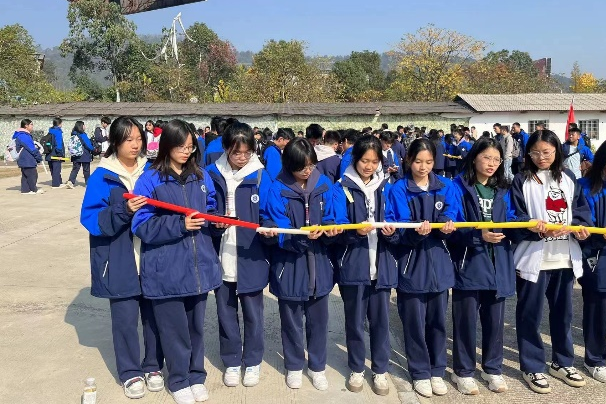 炳清远中学田家市分校_清远市田家炳中学_清远田家炳初中